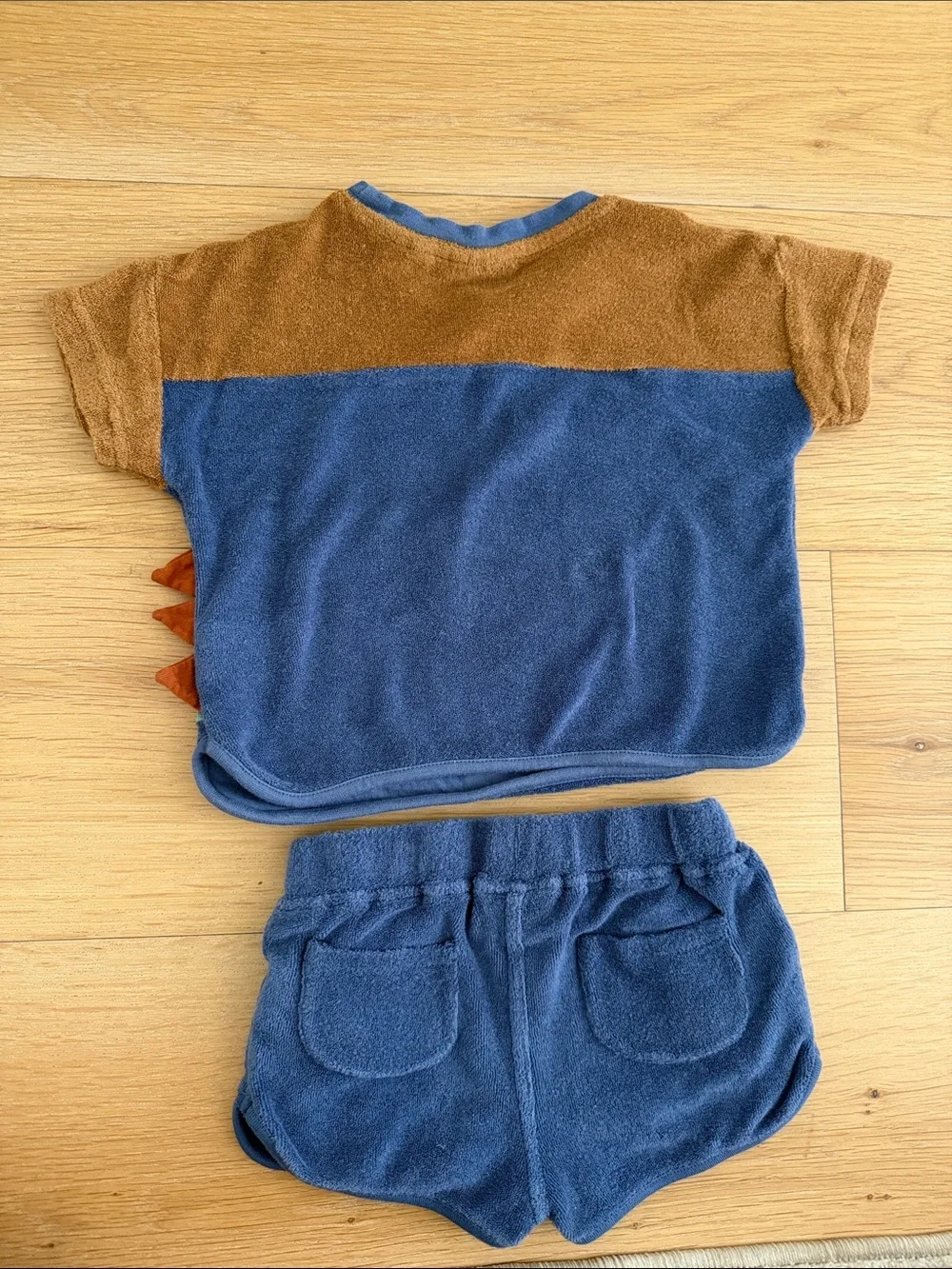 JoJo Maman Bébé Dinosaur Toweling 2-Piece Set 12–18M